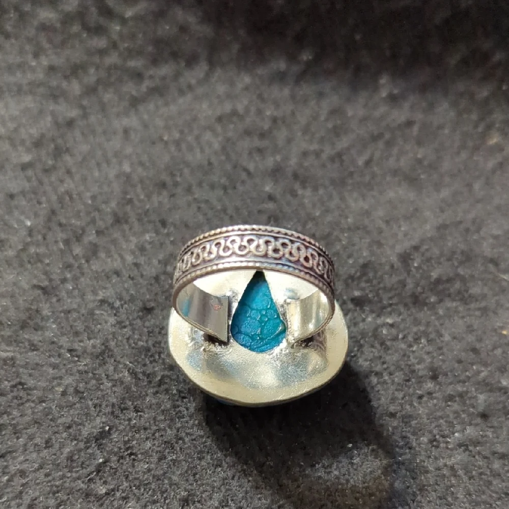 Silver Plated Blue Agate Druzy Gemstone Teardrop Statement Ring - Size 9